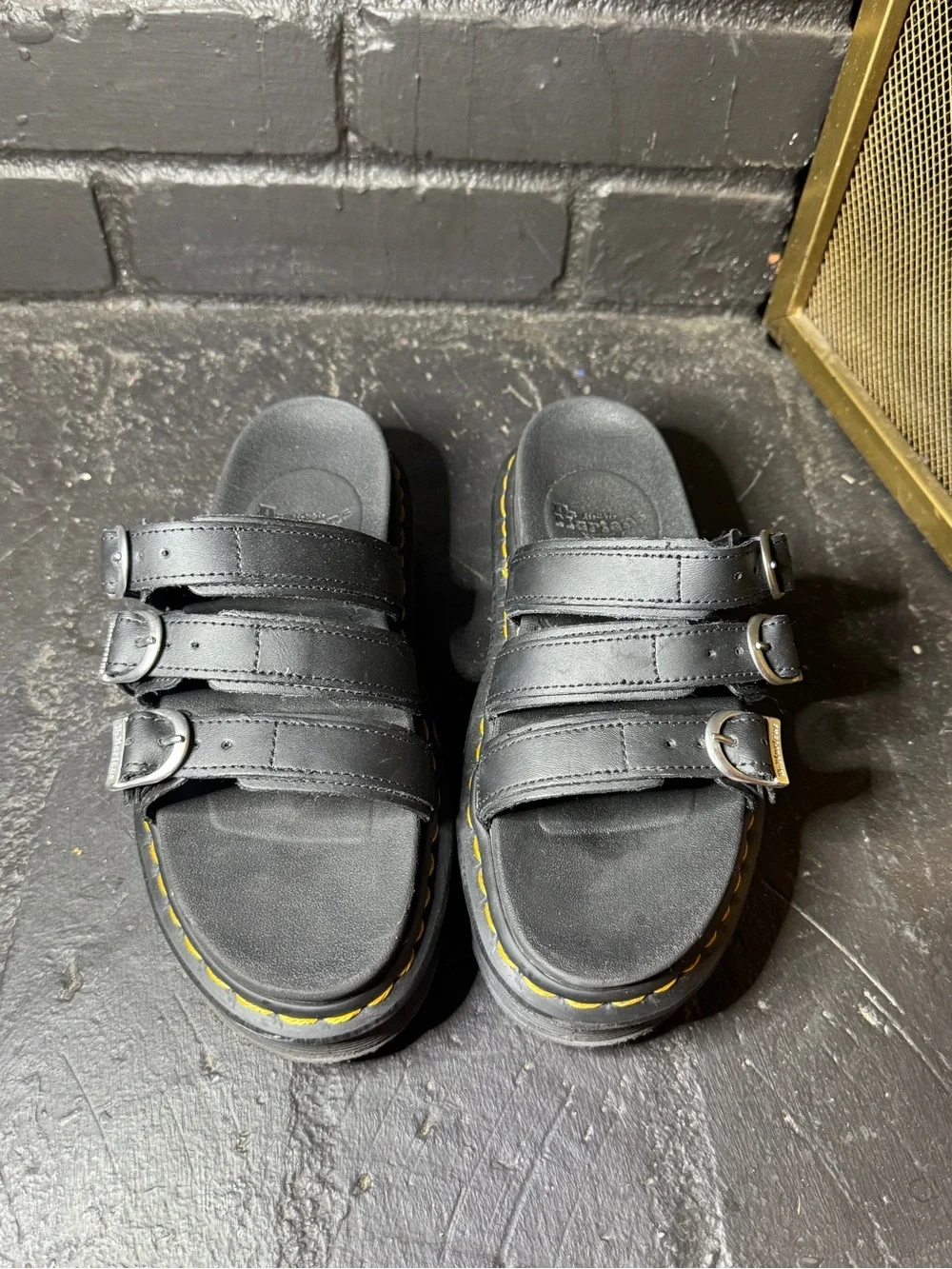 Dr. Martens Blaire leather sandal slide - Picture 3 of 7